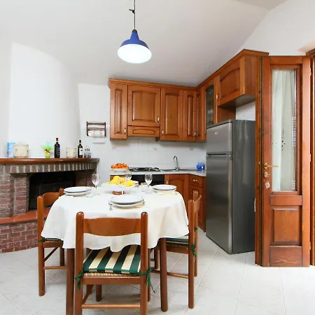 Semesterbostad Le Bozzelle By Interhome