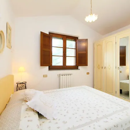 Le Bozzelle By Interhome *