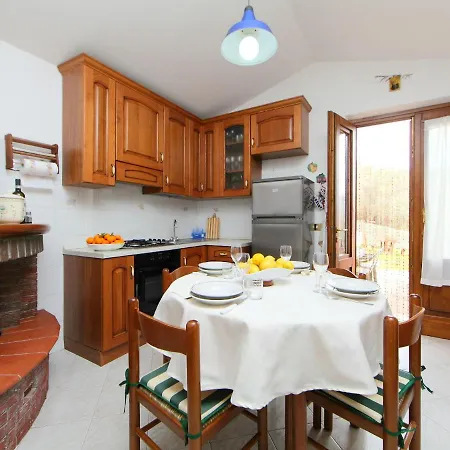 Le Bozzelle By Interhome * Corsanico-Bargecchia
